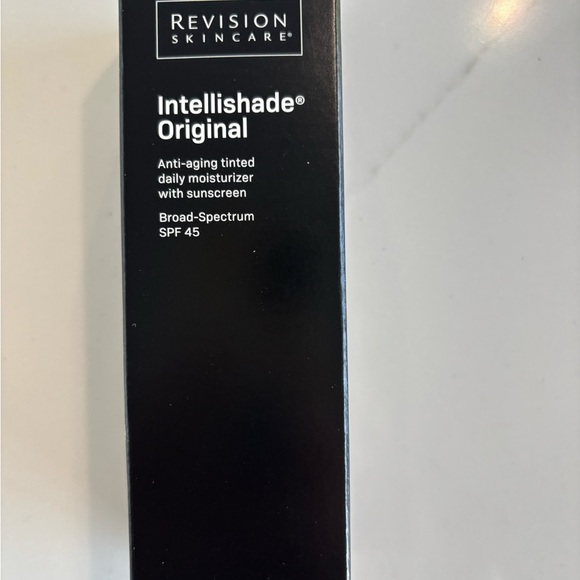 Revision Skincare Intellishade Original Moisturizer - Black - Picture 1 of 3